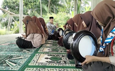 Grup Habsyi MTsN 7 HST Intensif  Gelar Latihan Jelang Perform